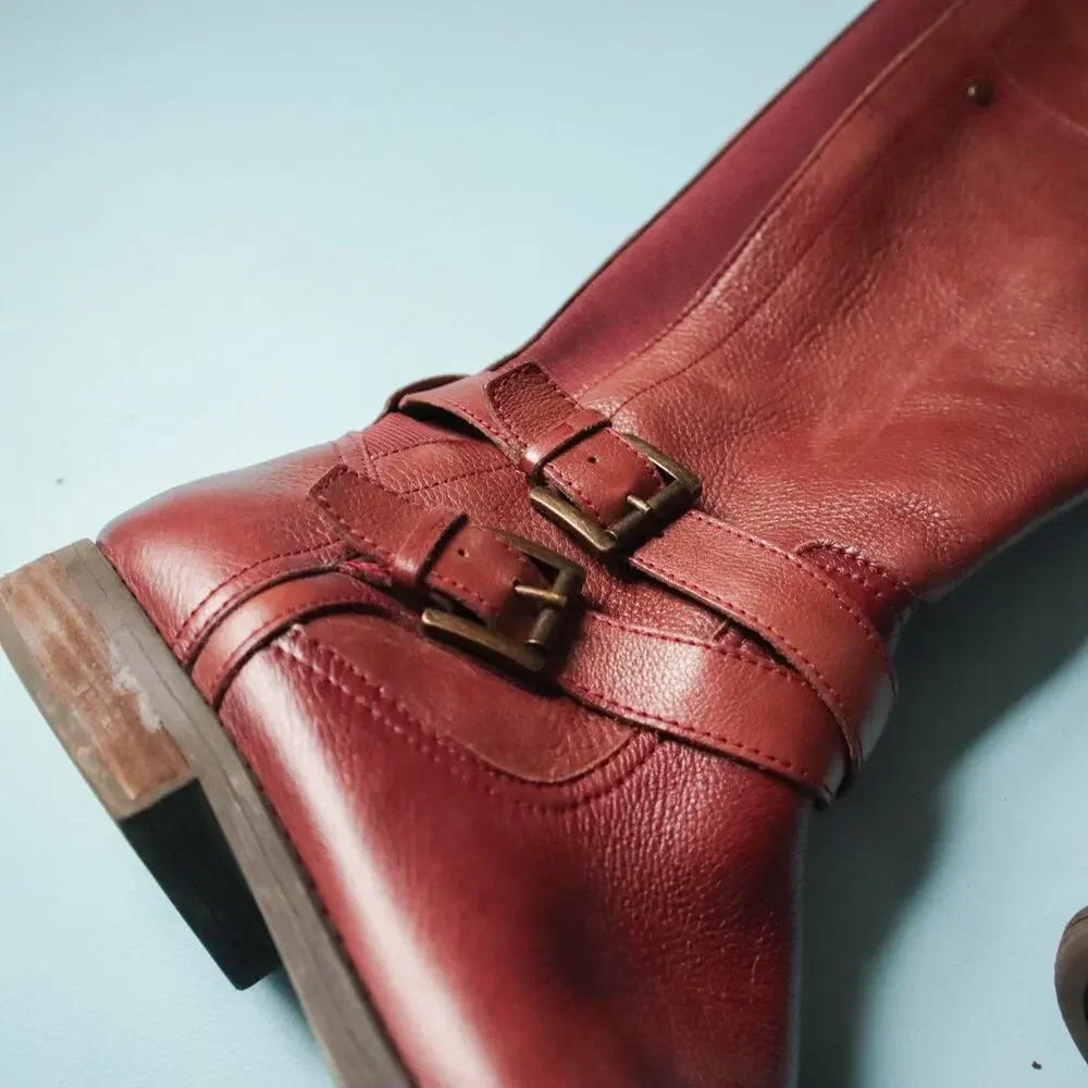 Marc Fisher Audrey Riding Boots Red Brown Leather Tall Buckle Womens 9 Classic